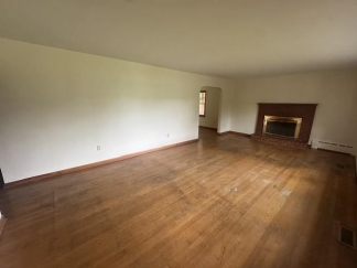 Free Application Fee — Refunded Upon Approval Through August 31! Charming 3-Bedroom Home with Large Yard, Carport & Unfinished Basement on Salem Avenue in Front Royal VA Free Application Fee — Refunded Upon Approval Through August 31! Charming 3-Bedroom Home with Large Yard, Carport & Unfinished Basement on Salem Avenue in Front Royal VA