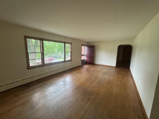 Free Application Fee — Refunded Upon Approval Through August 31! Charming 3-Bedroom Home with Large Yard, Carport & Unfinished Basement on Salem Avenue in Front Royal VA Free Application Fee — Refunded Upon Approval Through August 31! Charming 3-Bedroom Home with Large Yard, Carport & Unfinished Basement on Salem Avenue in Front Royal VA