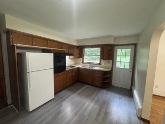 Free Application Fee — Refunded Upon Approval Through August 31! Charming 3-Bedroom Home with Large Yard, Carport & Unfinished Basement on Salem Avenue in Front Royal VA Free Application Fee — Refunded Upon Approval Through August 31! Charming 3-Bedroom Home with Large Yard, Carport & Unfinished Basement on Salem Avenue in Front Royal VA