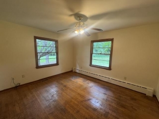 Free Application Fee — Refunded Upon Approval Through August 31! Charming 3-Bedroom Home with Large Yard, Carport & Unfinished Basement on Salem Avenue in Front Royal VA Free Application Fee — Refunded Upon Approval Through August 31! Charming 3-Bedroom Home with Large Yard, Carport & Unfinished Basement on Salem Avenue in Front Royal VA