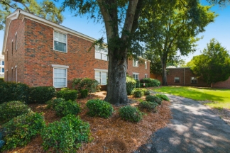 1240 Fairmont Ave unit 10 - available now!