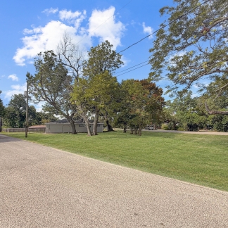 819 West Kyle Road