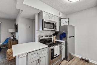 The Emory - 3205 E Olive Road