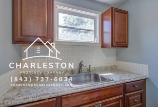 1833 Orangeburg St Unit B - Available 9/18!