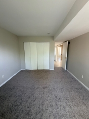 Golderg - 31 Revelle Street