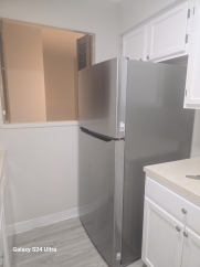 Golderg - 31 Revelle Street