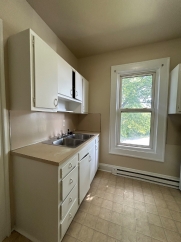 Spacious 2-Bedroom Apartment – Convenient Front Royal Location