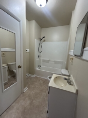 Spacious 2-Bedroom Apartment – Convenient Front Royal Location