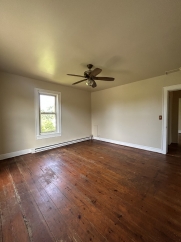 Spacious 2-Bedroom Apartment – Convenient Front Royal Location