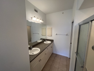Your Florida Oasis Awaits – 3 Bed, 2 Bath Luxury Condo in Venice!