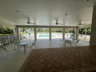 Your Florida Oasis Awaits – 3 Bed, 2 Bath Luxury Condo in Venice!
