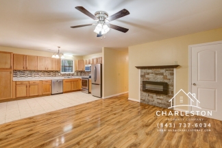 106 Carriage Ct - Available Now!