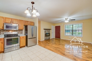 106 Carriage Ct - Available Now!