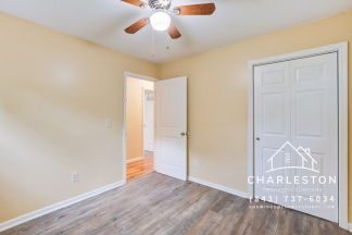 106 Carriage Ct - Available Now!