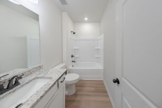 Brand-New 3BR/3BA Jasper Townhome | 1,713 Sq Ft + Washer & Dryer Included