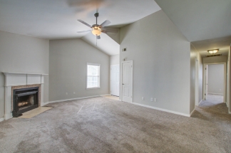 6211 Rolling Fork Rd Apt H - Available 10/20
