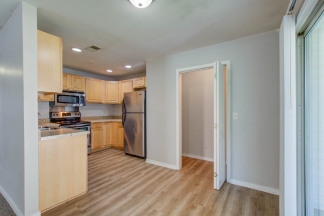6211 Rolling Fork Rd Apt H - Available 10/20