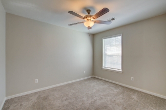 6211 Rolling Fork Rd Apt H - Available 10/20