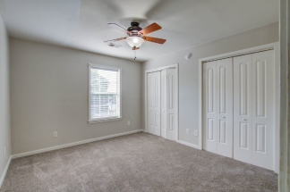 6211 Rolling Fork Rd Apt H - Available 10/20