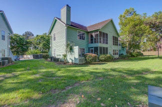 6211 Rolling Fork Rd Apt H - Available 10/20