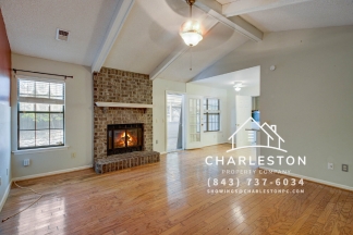 33 Paddlecreek Ave - Available Now!