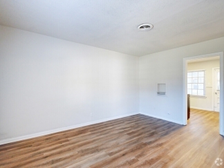 The Grande at Brookley - 1601 Neshota Dr