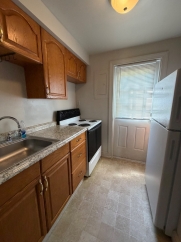1-Bedroom in Front Royal – Pet Friendly and closet to shops and town. 1-Bedroom in Front Royal – Pet Friendly and closet to shops and town.