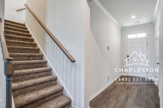 414 Squire Pope Rd Available 10/16