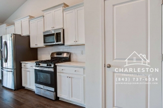 414 Squire Pope Rd Available 10/16