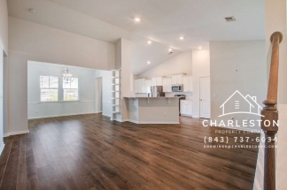 414 Squire Pope Rd Available 10/16