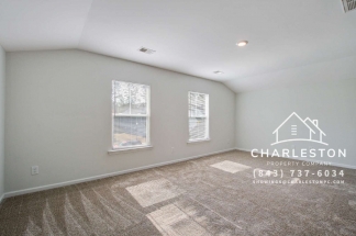 414 Squire Pope Rd Available 10/16