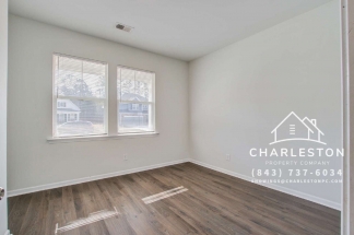 414 Squire Pope Rd Available 10/16