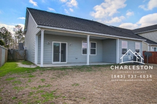 414 Squire Pope Rd Available 10/16