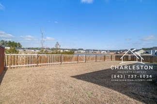 414 Squire Pope Rd Available 10/16