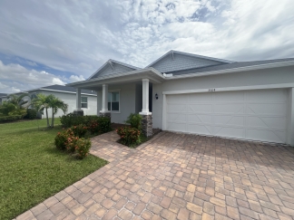 Charming 4-Bed, 2-Bath Rental in Sarasota!