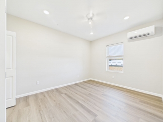Newly Constructed One-Level Villa Unit