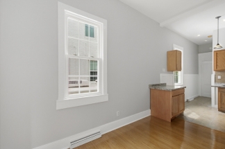 27 Maverick St - Available now!