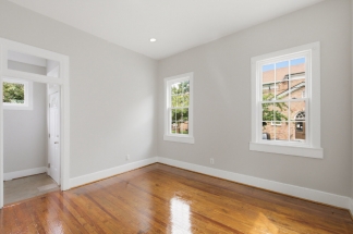 27 Maverick St - Available now!