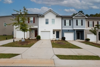 Unfurnished Townhome Wooded Backyard