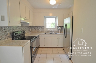 137 Red Cedar Dr - Available now!