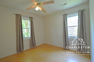 137 Red Cedar Dr - Available now!