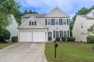 Spacious 3BR Alpharetta Home with Pool, Tennis, Washer/Dryer & Private Backyard