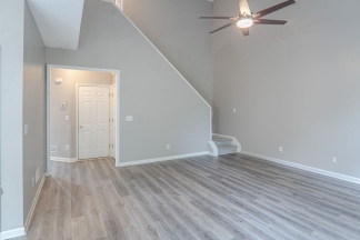 Spacious 3BR Alpharetta Home with Pool, Tennis, Washer/Dryer & Private Backyard