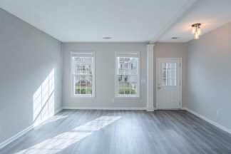 Spacious 3BR Alpharetta Home with Pool, Tennis, Washer/Dryer & Private Backyard