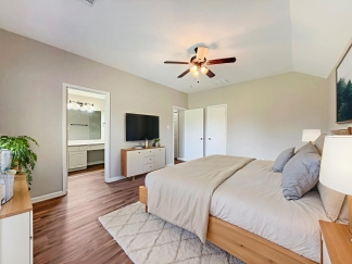 9418 Belleclaire Lane