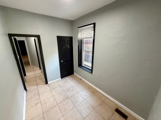 Spacious 2-Bedroom 1.5 bath