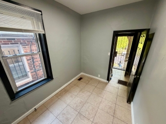 Spacious 2-Bedroom 1.5 bath
