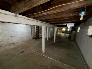 Spacious 2-Bedroom 1.5 bath