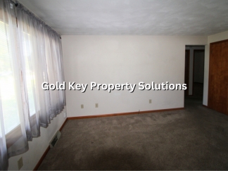 2 BR 1 BA Brick Ranch with Central Air and Garage (NO SECTION 8)