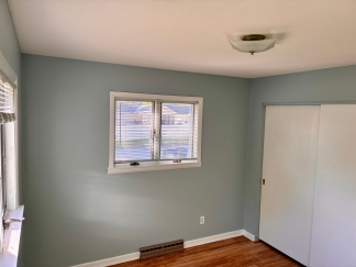 3 Bed,2 Bath,Finished Basement, Fenced Yard & Screened-In Patio!